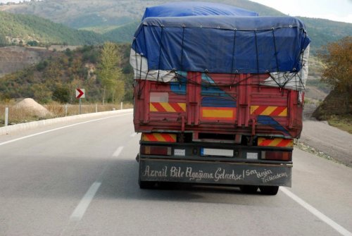 Güldüren Kamyon Ve Otomobil Arkası Yazıları