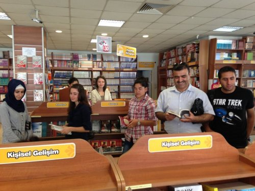 Güneşler Anadolu Lisesi’nden Okuma Projesi