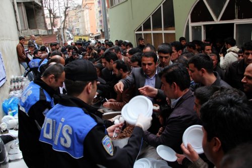 Hakkari Polisinden Vatandaşa Kavurma Ziyafeti