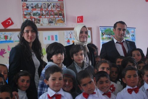 ‘Her Okula Bir Kitaplık’ Kampanyası