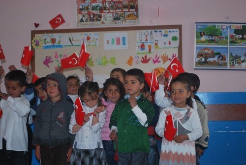 ‘Her Okula Bir Kitaplık’ Kampanyası