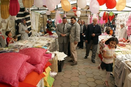 Iğdır'da Fakir Öğrenciler Yararına Kermes