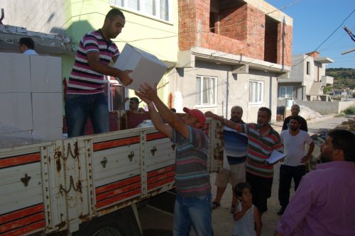 İhtiyaç Sahiplerine Ramazan Yardımı
