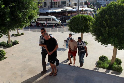 İthal Dolandırıcılar Tutuklandı