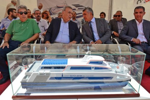 İzmir'in Yeni Körfez Gemileri 2014'te Hazır