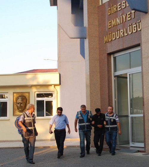 Kadın Memuru Öldüren Zanlılar Yakalandı