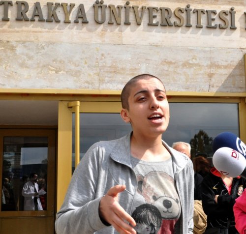 Kanser Hastası Dilek Hastaneye Yatırıldı