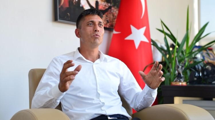 kardesinin_gozunden_omer_halisdemir_1499941517_6193.jpg