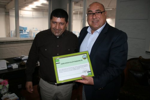 Karsspor’dan İşadamı Avcı’ya Plaket