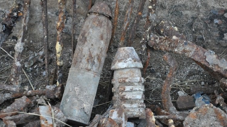 karsta_patlamamis_top_mermisi_bulundu_1507369934_6357.jpg