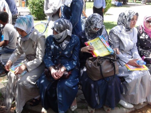 Kızıltepe'deki Suriyeli Çocuklar Okul İstedi