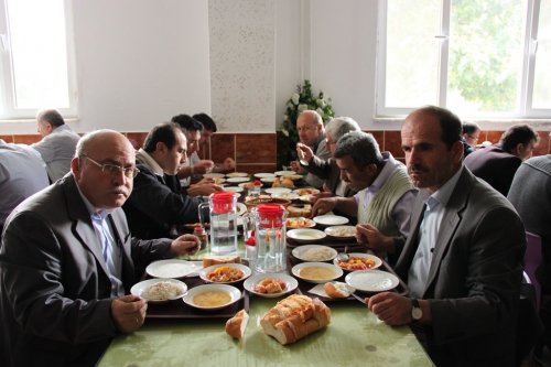 Korkuteli’de Din Görevlileri Yemekte Buluştu