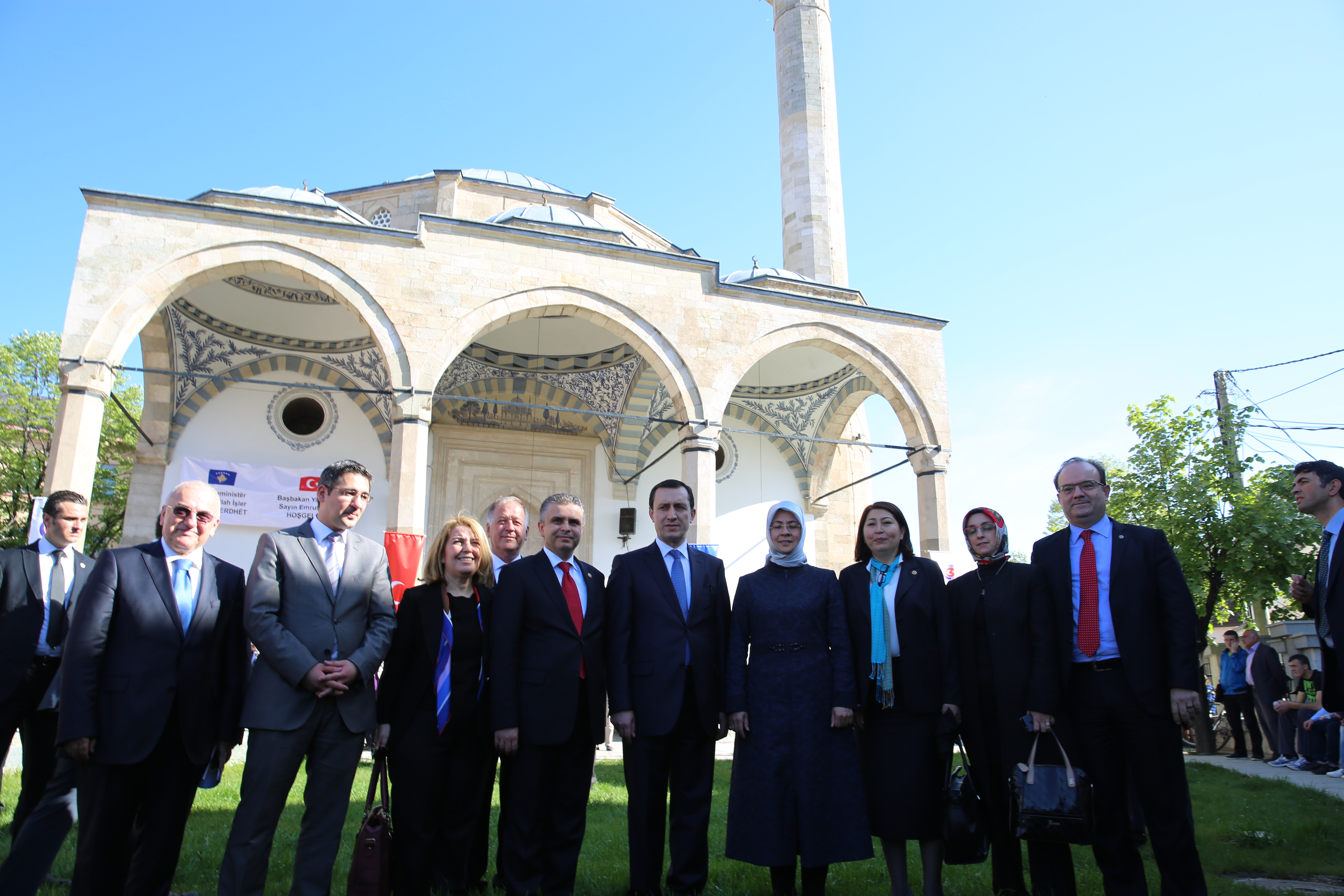 kosovada_fatih_cami_cevre_duzenlemesinin_acilisi_gerceklestirildi_14_jpg_h817.jpg kosovada_fatih_cami_cevre_duzenlemesinin_acilisi_gerceklestirildi_14_jpg_h817.jpg
