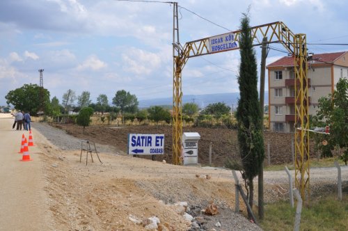 Köylülerin Yol Tepkisi