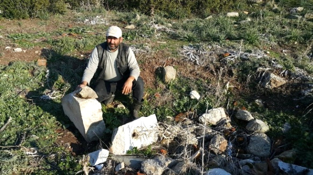 koyun-otlatirken-tarihi-kalinti-buldu-9192387_2334_m.jpg koyun-otlatirken-tarihi-kalinti-buldu-9192387_2334_m.jpg