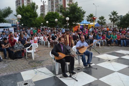 Kozan’da Kurtuluş Aşıklar Şöleni