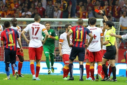 Kritik Maç Öncesi Olaylı Galibiyet