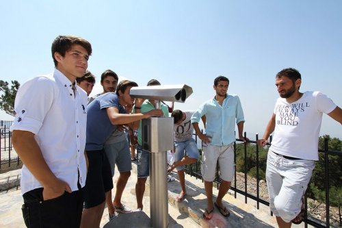 KSK Zirveye Çıktı