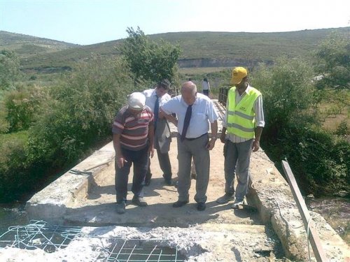 Küçük Menderes Köprüsü Onarılıyor