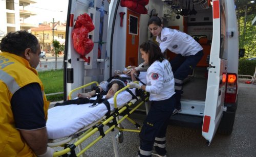 Kula'da Motosikletin Çarptığı Çocuk Yaralandı