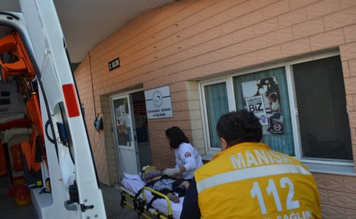 Kula'da Motosikletin Çarptığı Çocuk Yaralandı