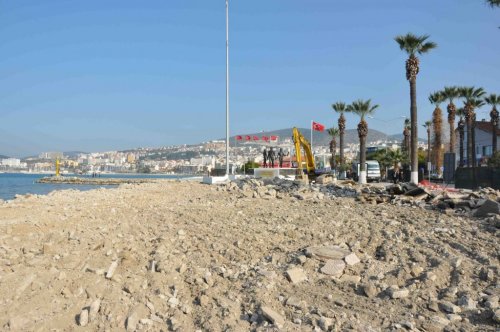 Kuşadası Sahil Projesi Başladı