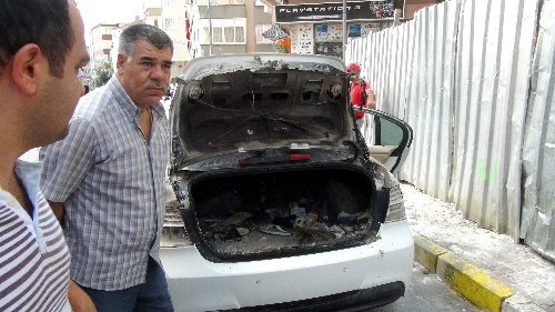 Lüks Otomobilde Patlama: 1 Yaralı
