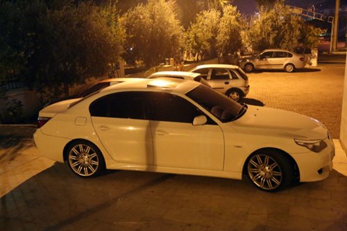 Lüks Otomobille Hırsızlık İddiası
