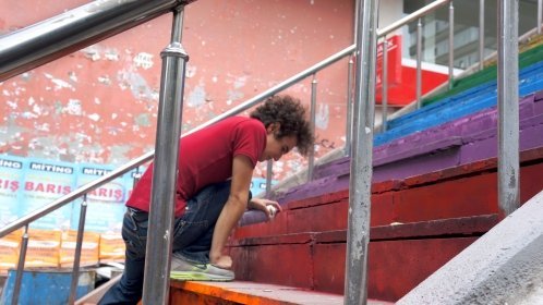 Merdiven boyama olayı Başkent'e sıçradı