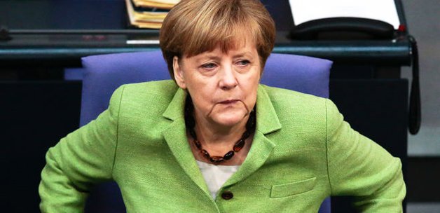 merkel_asagilik_bir_hareket_ile_karsi_karsiyayiz_1404170053_7386.jpg merkel_asagilik_bir_hareket_ile_karsi_karsiyayiz_1404170053_7386.jpg