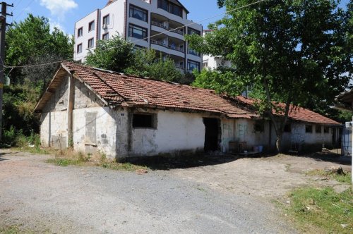 Metruk Binalar Yıkılıyor