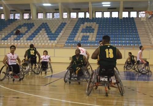 Milliler Güney Afrika’ya Fark Attı