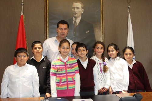 Miniklerden Başkan Kocadon’a Taşekkür Ziyareti