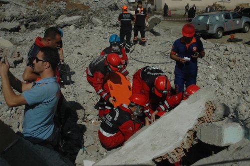 Muş’ta Enkaz Altı Arama Kurtarma Tatbikatı