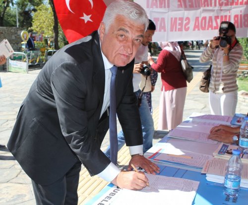Özelleştirmeye Karşı 50 Bin İmza Topladılar