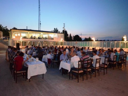 Polisler İftar Yemeğinde Bir Araya Geldi