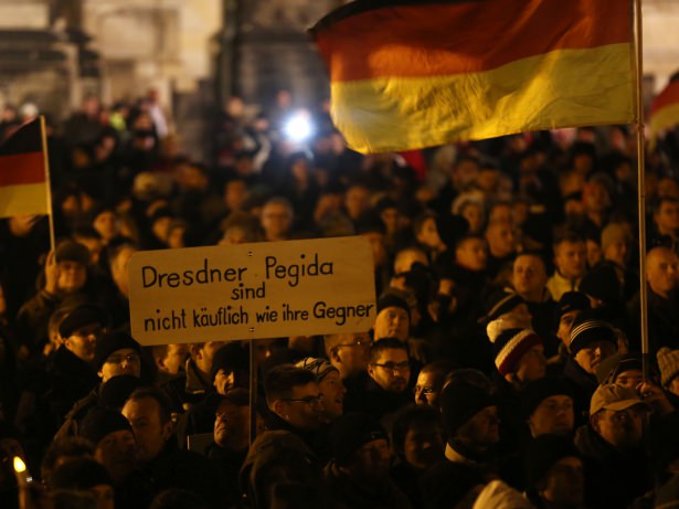 q2byl_1419287139_0826.jpg q2byl_1419287139_0826.jpg