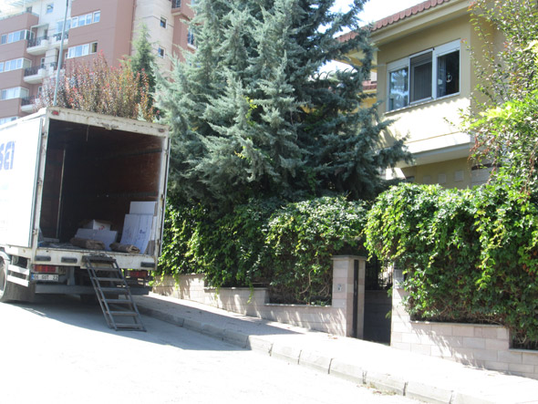 r1-025.jpg r1-025.jpg