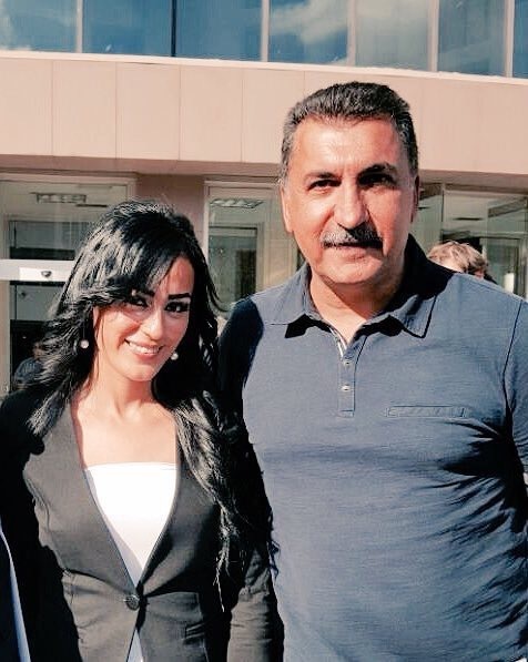 s_266_1.jpg s_266_1.jpg