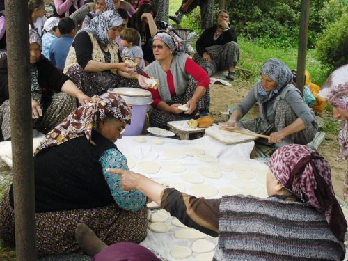 Sarıgöl'de 300 Yıllık Gelenek Sürüyor