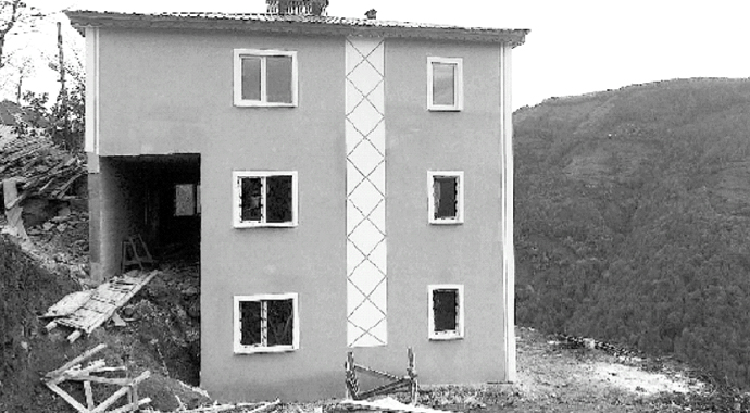 sehidin-ailesine-yapilan-yeni-ev-sadece-haber.jpg