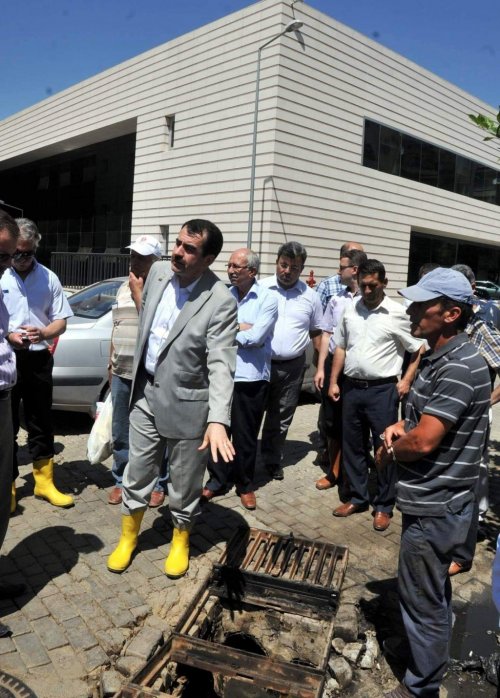 Sel Tartışmalarıda Beraberinde Getirdi