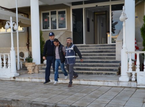 Selçuk'ta Zehir Tacirlerine Aman Yok