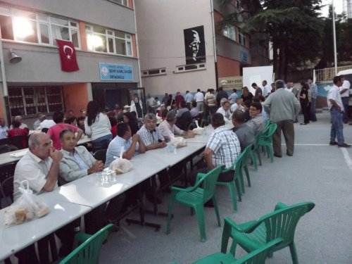 Sey-der Seyitgazi'de İftar Yemeği Verdi