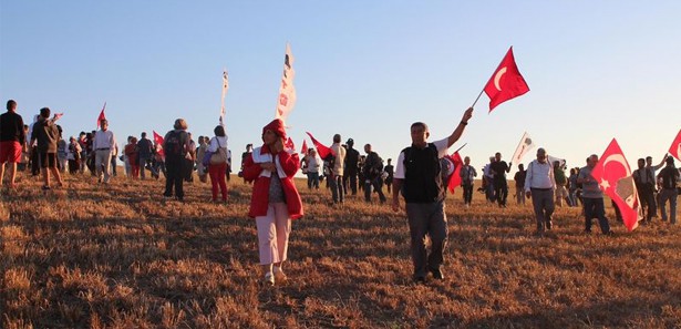 silivri_cezaevine_tarlandan_girmeye_calistilar13756820310_h1058859.jpg