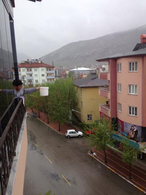 Su Kesintisine Yağmurlu Çözüm
