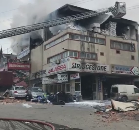 sultanbeyli-patlama-istanbuljpgujpyalbh.jpg sultanbeyli-patlama-istanbuljpgujpyalbh.jpg