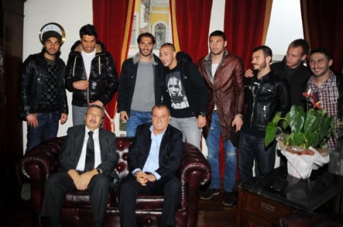 Terim Ve Futbolculardan Destek Ziyareti