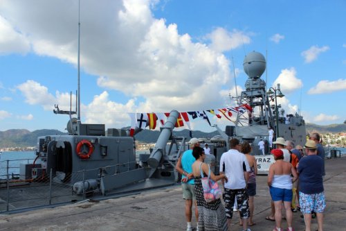 Türk Hücumbotu 'TCG Poyraz' Ziyarete Açıldı