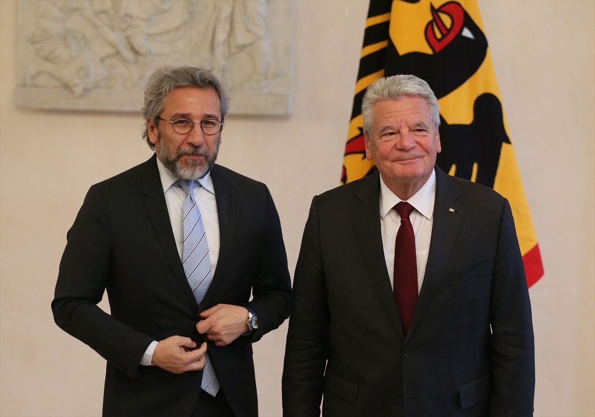 uia_6016-001.jpg uia_6016-001.jpg